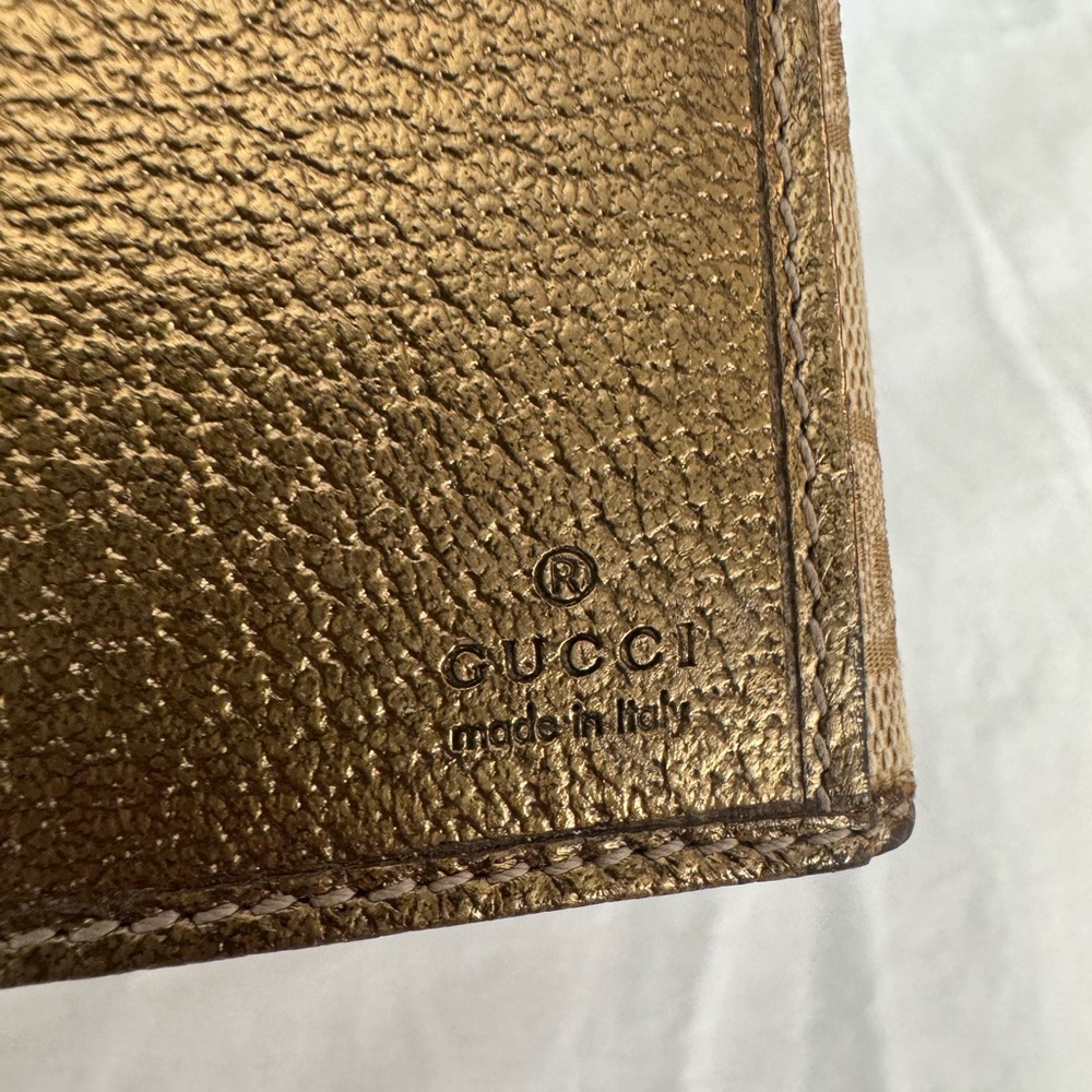 Authentic Gucci Golf Monogram Wallet with Bow Accent - Picture 12 of 12
